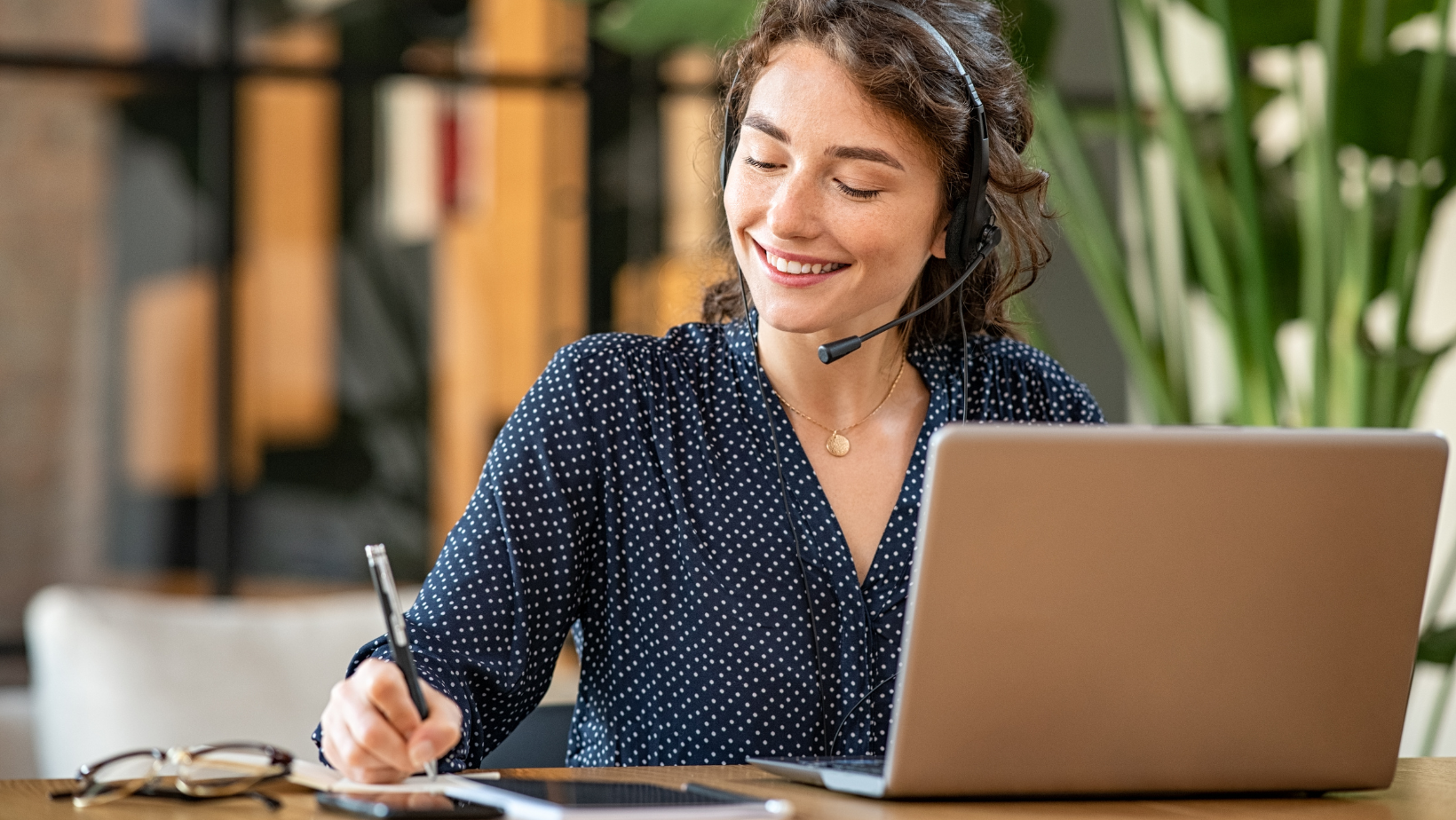 webinar service client augmente crm et ia